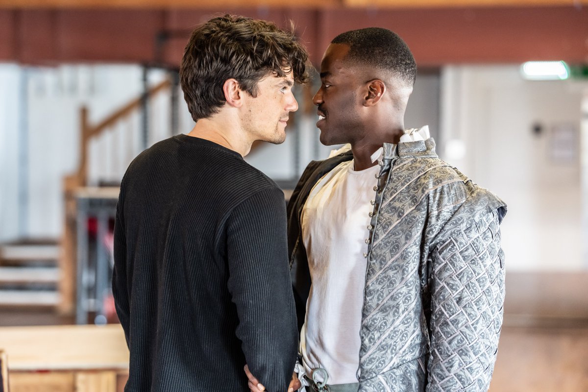 First look at Ncuti Gatwa and Edward Bluemel in Born With Teeth rehearsals – as show completes cast whatsonstage.com/news/first-loo…