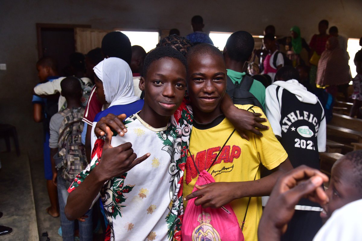 DollyChildren's tweet image. Friendship builds hope. At DCF, we see its power every day, in classrooms, communities, and shared dreams.

Happy International Day of Friendship! 

#FriendshipInAction #DollyChildren #EducationForAll #TogetherWeCan