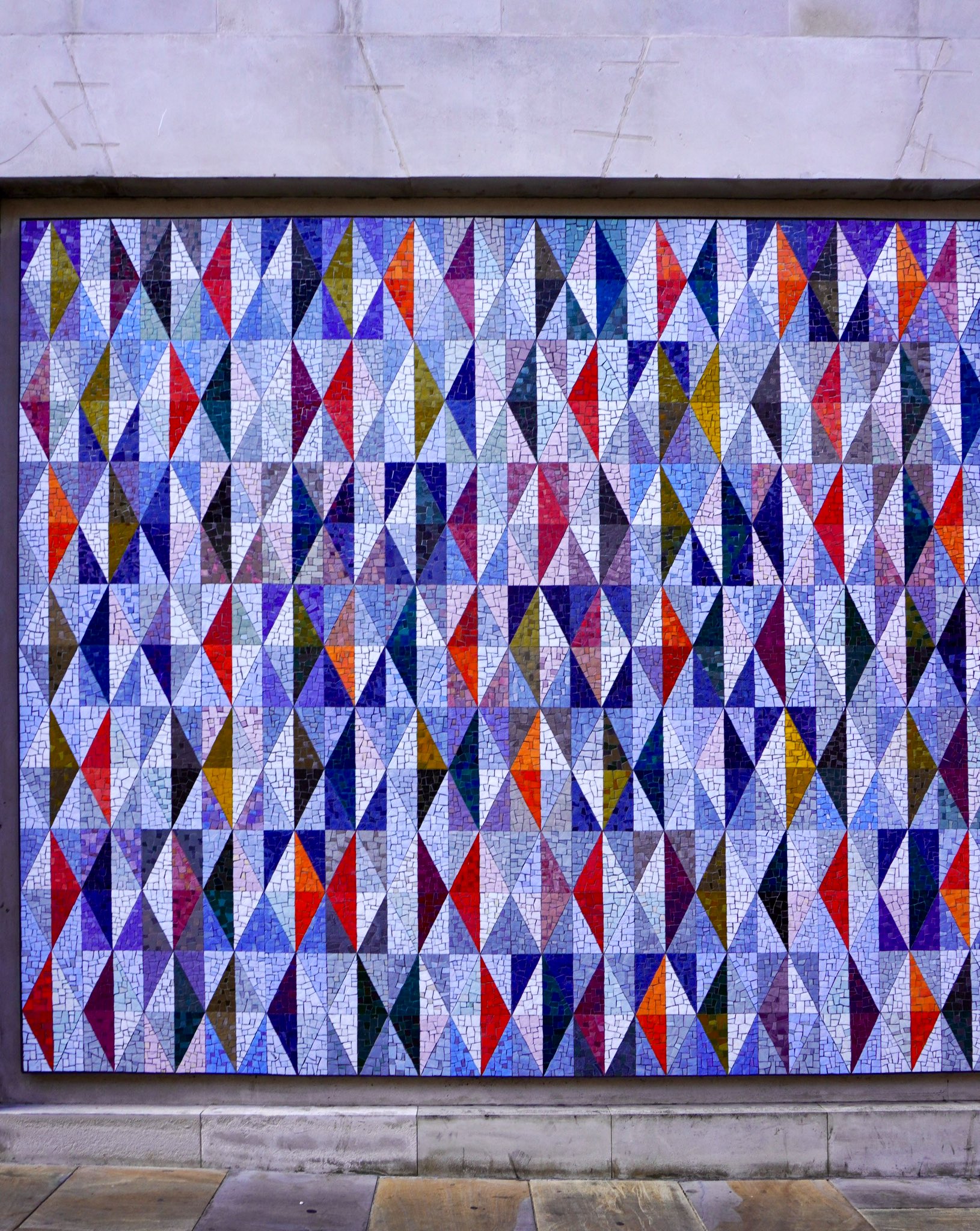 タイルモザイク絵画／F6 名古屋モザイク工業 モザイクタイル 麻の葉 45×14三角形 [紙貼り
