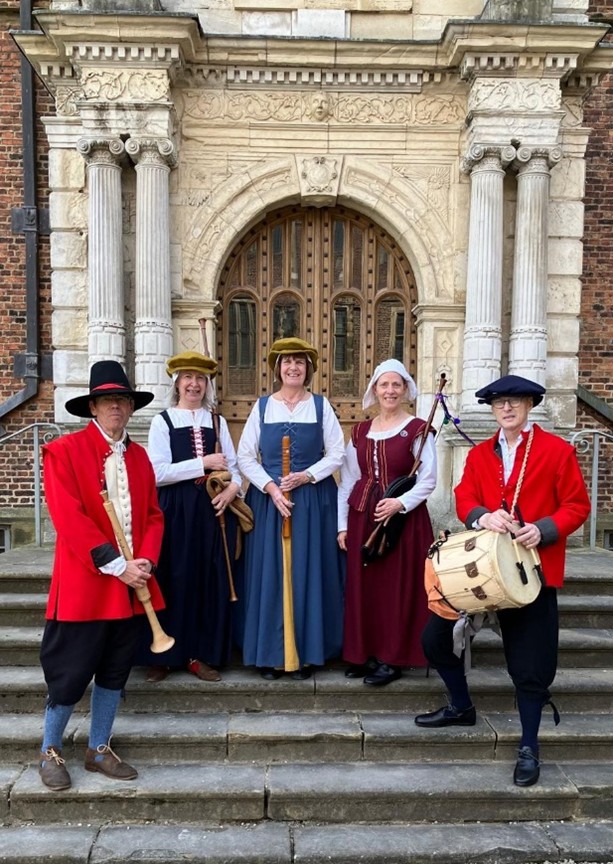 1. Meet the Doncaster Waites!
Have you ever wondered what a Crumhorn was, or how a hurdy gurdy’d? Were your ancestors musicians? Then now is your chance to find out. #doncasterwaites #doncasterisgreat #familyhistoryfair #cornexchange
