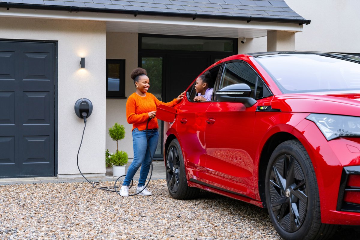 Thinking about going electric? Now might be the perfect time 🚗

In light of the Department for Transport (DfT) announcing a £650 million grant to lower the cost of certain EVs, we’ve pulled together a handy need-to-know guide.

➡️ Check it out here: pod-point.com/guides/the-ele…