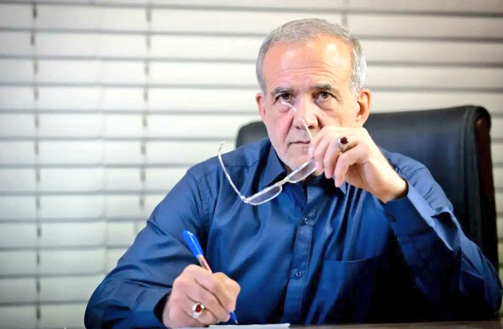 از یک‌سو اعلام استرداد استرداد لایحه "مقابله با محتوای خلاف واقع در فضای مجازی" توسط آقای پزشکیان جای خوشحالی دارد؛ اما ازسوی دیگر او بایست نهاد و افراد زیرمجموعه‌اش که چنین خطایی در تصویب و ارسال لایحه‌ای علیه آزادیهای مردم به مجلس کرده‌اند، را معرفی و با آنان برخورد کند.