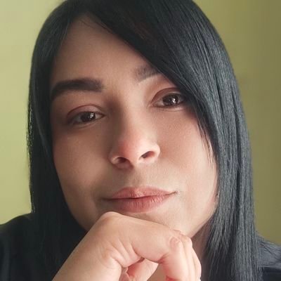 RoiLopezRivas's tweet photo. Ayer discutieron estas dos mujeres venezolanas y ganó @CoralTeresa por paliza. Lo certifico. https://t.co/7sSr39iiHO