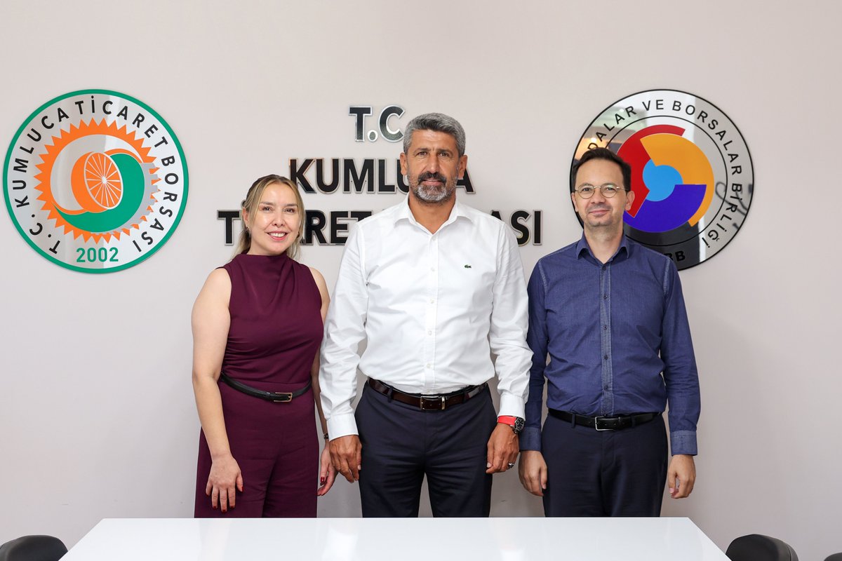 Kumluca Ticaret Borsası (@kumlucatb) on Twitter photo QNB Kumluca Şube Müdürlüğü görevine yeni atanan Ayla Yağcı ve İşletme Bankacılığı Portföy Yönetmeni Mehmet Sönmez, Yönetim Kurulu Başkanımız Fatih Durdaş’ı ziyaret ettiler.
Nazik ziyaretlerinden dolayı kendilerine teşekkür eder, yeni görevlerinde başarılar dileriz. QNB Kumluca Şube Müdürlüğü görevine yeni atanan Ayla Yağcı ve İşletme Bankacılığı Portföy Yönetmeni Mehmet Sönmez, Yönetim Kurulu Başkanımız Fatih Durdaş’ı ziyaret ettiler.
Nazik ziyaretlerinden dolayı kendilerine teşekkür eder, yeni görevlerinde başarılar dileriz.