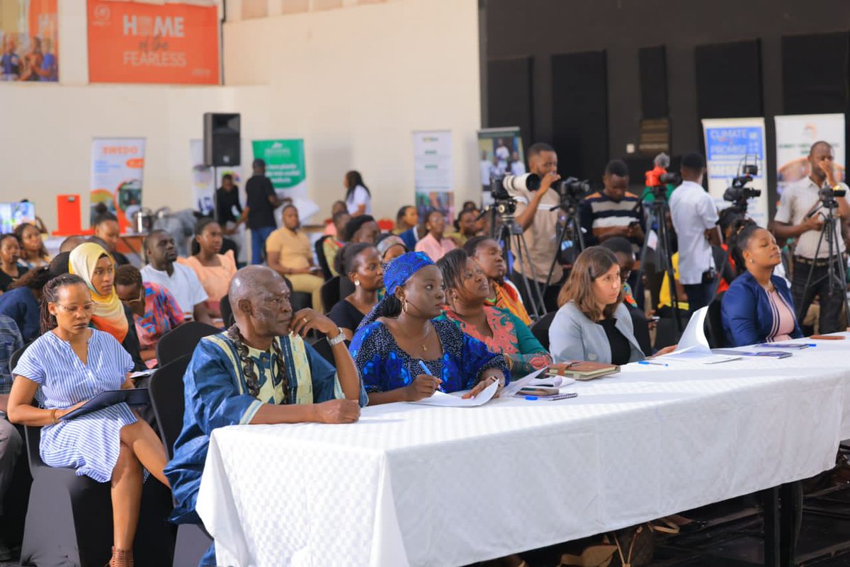 GayoUganda's tweet image. Full House. Full Energy. Full Purpose.
#LCOYUganda2025 is in motion — united voices, bold ideas, and unstoppable youth energy

#FromPlayToPolicy | #COP30 

Catch us live: youtube.com/watch?v=cQ5dsa…