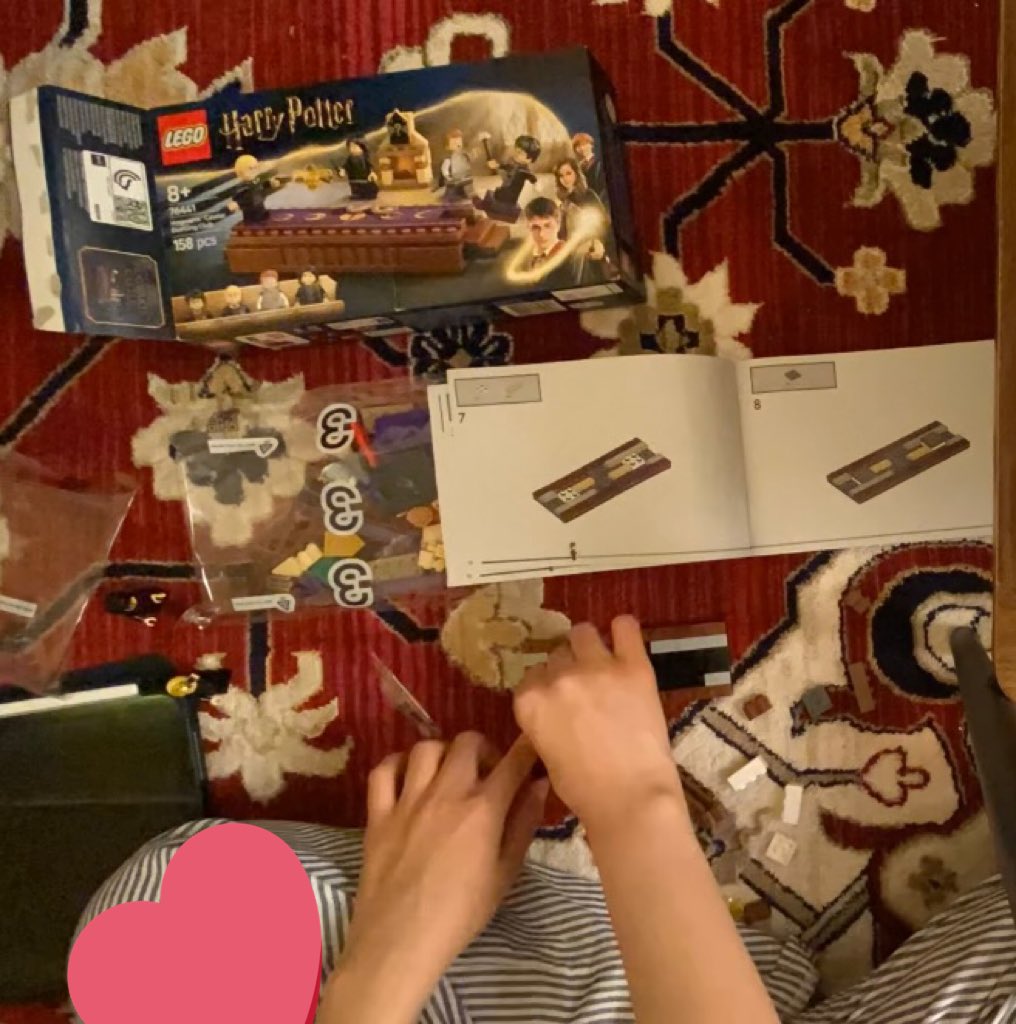 Aesllx's tweet image. شي عادي اجلس اسويه لين اشيّب
بعز الظهرية فارشتها ومشغله تايم لابس
واشرب كل انواع الشاهي ابي اتقاعد