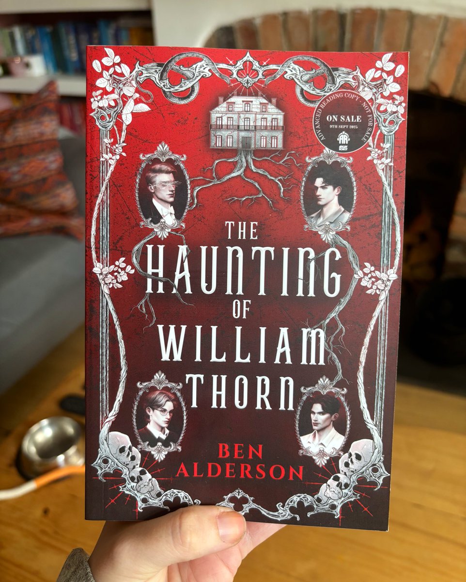 TinyWriterLaura's tweet image. a perk of being published by @angryrobotbooks is that you can send them a message saying you simply can’t wait anymore for @BenAldersonBook’s new novel and a few days later you open the post to a present 😁 

THANKS AR TEAM 💚