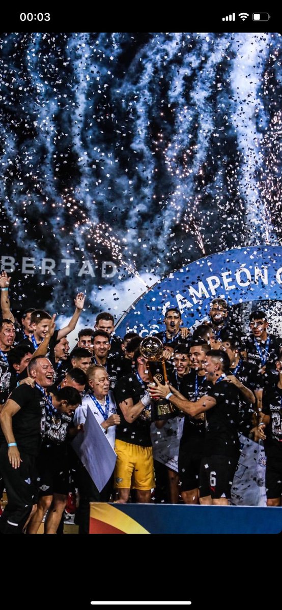 Feliz Aniversario al amor de toda mi vida!!

#120AñosDelMasGanadorDelSiglo