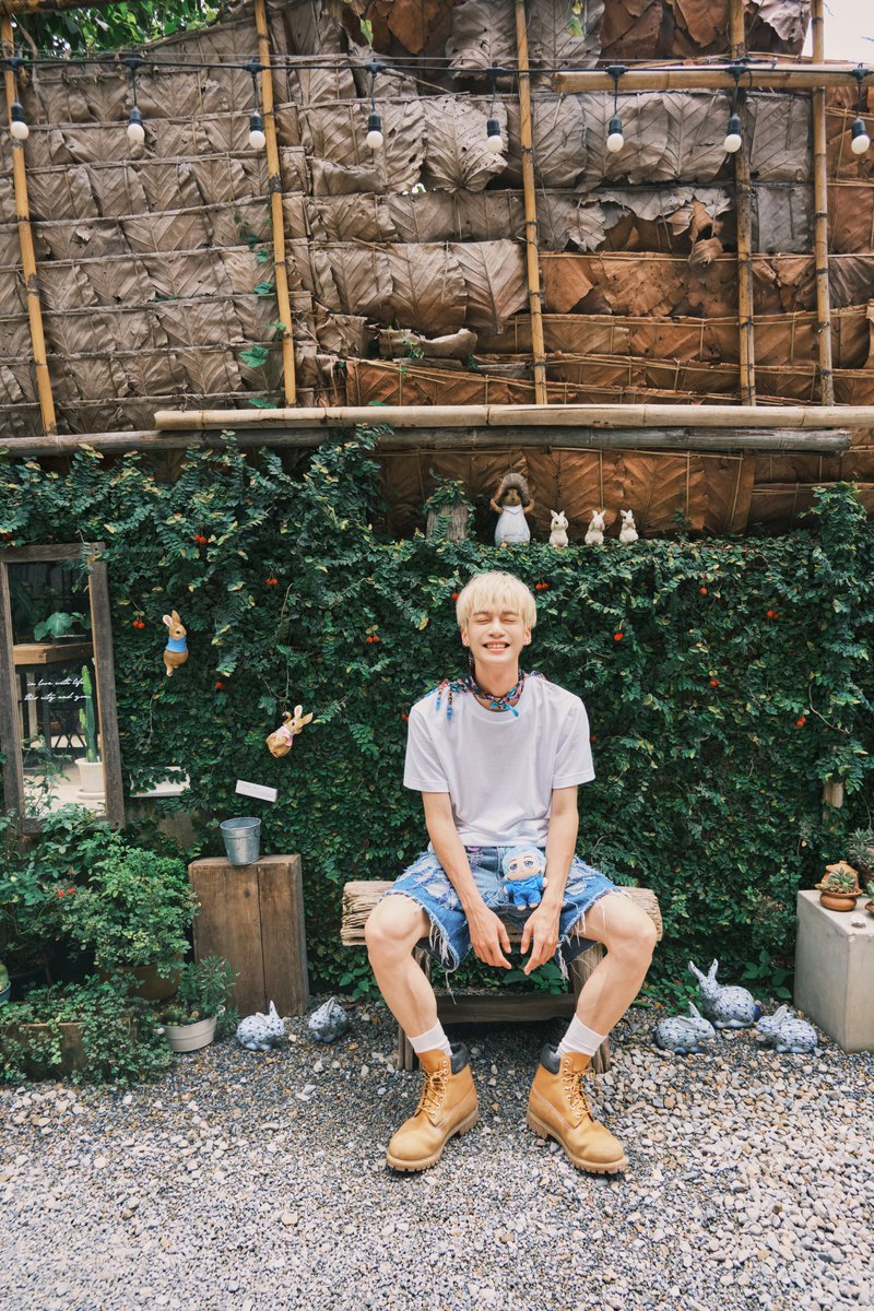Official_Ozone_'s tweet photo. I’ll show you wonderland✨
 ​ ​ ​ ​ ​ ​ ​ ​ 
Ozone - '沒去過的地方' Official Music Video 
Aug 1, 2025 8PM (GMT+8)
 ​ ​ ​ ​ ​ ​ ​ 
#子翔
#Ozone
#沒去過的地方
#NeverBeen
#OzoneNeverBeen https://t.co/MFhmN99r53
