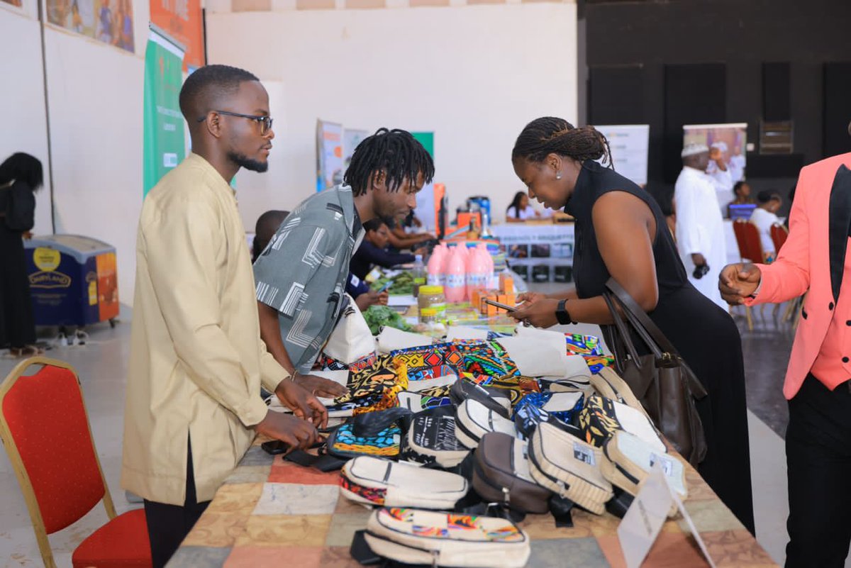 GayoUganda's tweet image. The exhibition space at #LCOYUganda2025 is buzzing with ideas, creativity, and climate-smart solutions led by young changemakers.

From green enterprises to climate tech — the future is on display!
#FromPlayToPolicy | #COP30