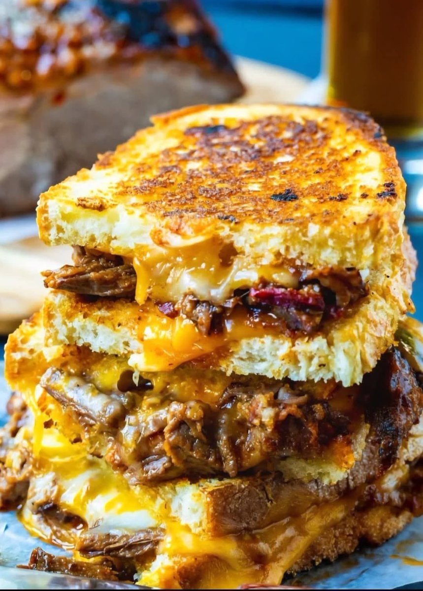 GooseEyeBrewery's tweet image. It’s everybody’s favourite Saturday of the month, the first one! Because that means Food Van! Bringing Fire BBQ will be at the brewery 12-7pm or until food sells out. 🔥