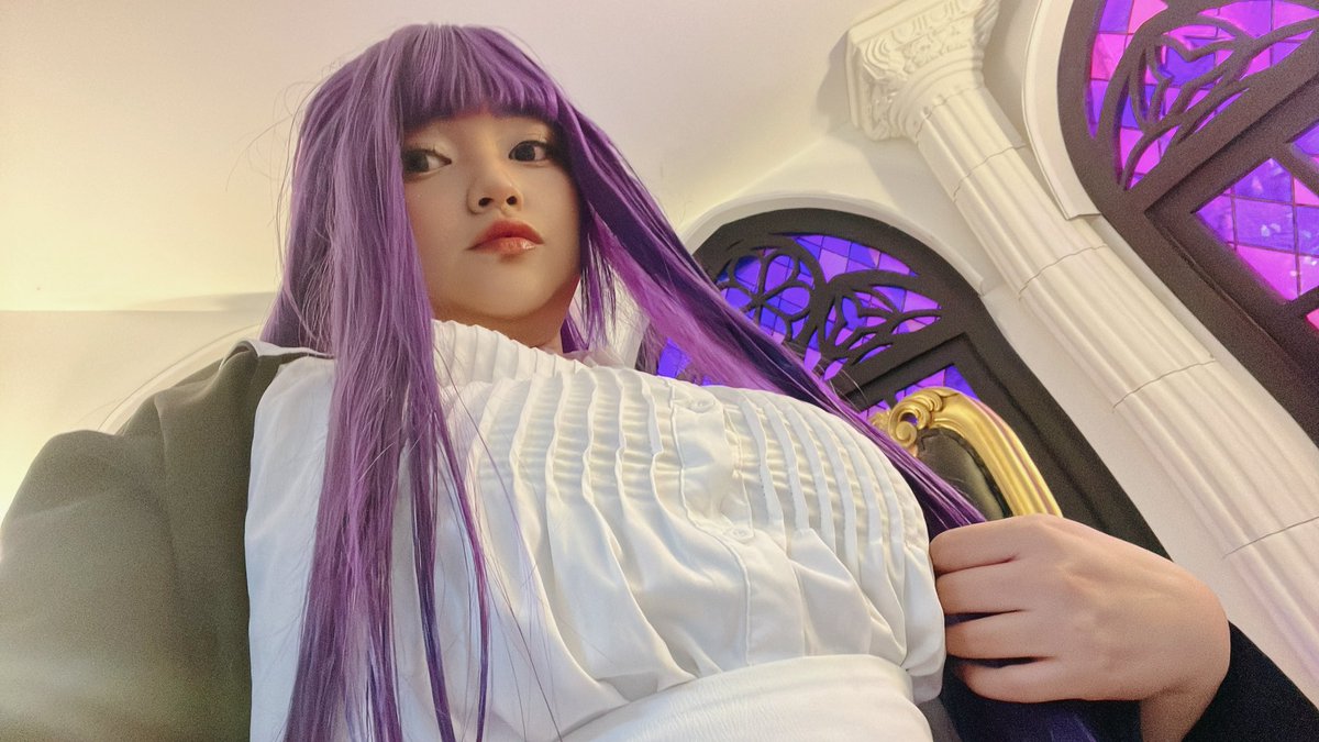 Fern has shown booba please respond