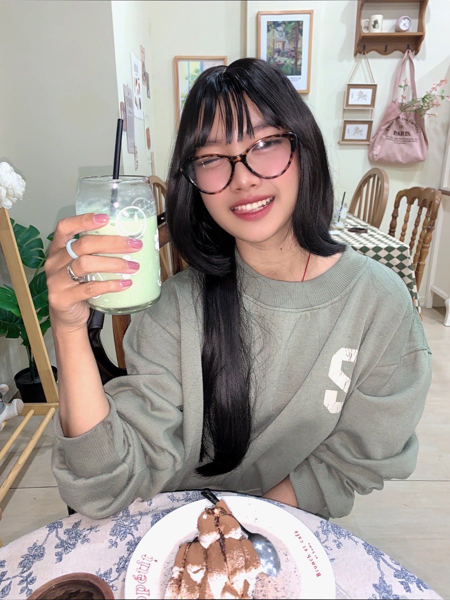 b_aim36's tweet photo. Matcha cake nya sold 🥲
ホンマに悲しい https://t.co/CGFZyOxx8r