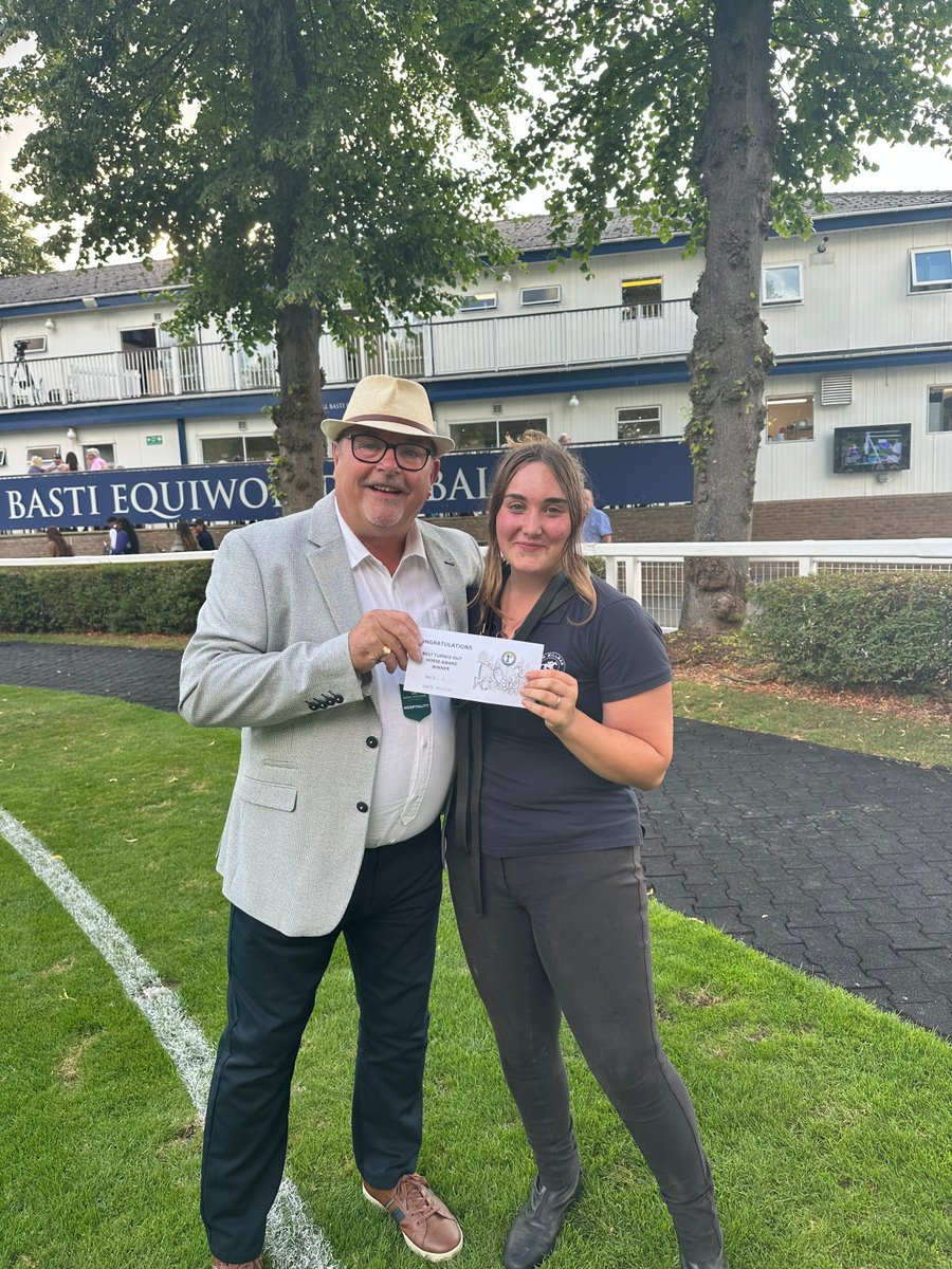 Also congratulations to the 2 grooms of the 2 selected Best Turned Out Horses from our 'experts' 1 from Rod Millman Racing and the other Rachel Cook &amp; John Bridger Racing (who went on to win the race)! <a href="/AtTheRaces/">At The Races</a> <a href="/BHAHorseracing/">British Horseracing Authority</a>