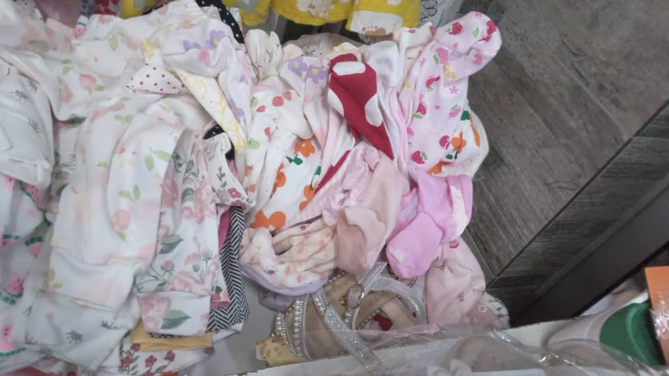 We deliver happiness 😊 we spread happiness 😊