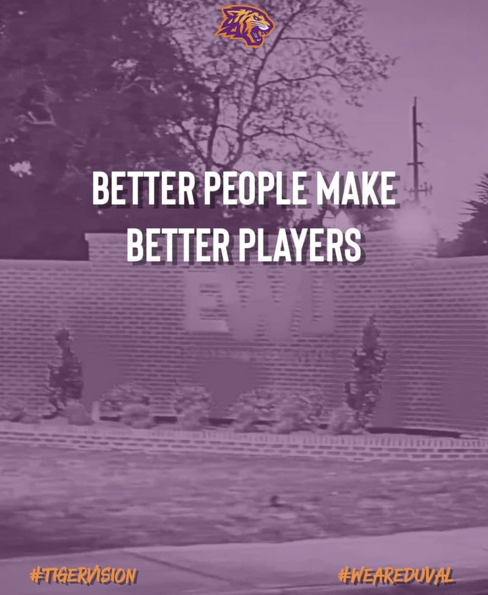 EWU Men’s Basketball Wisdom Wednesday 

“You have to be able to give yourself to the team &amp; get over yourself and sacrifice. You have to normally play a role before you can become a major guy."

Champions will focus on being the best player for the team.
#TigerVision 
#WeAreDuval