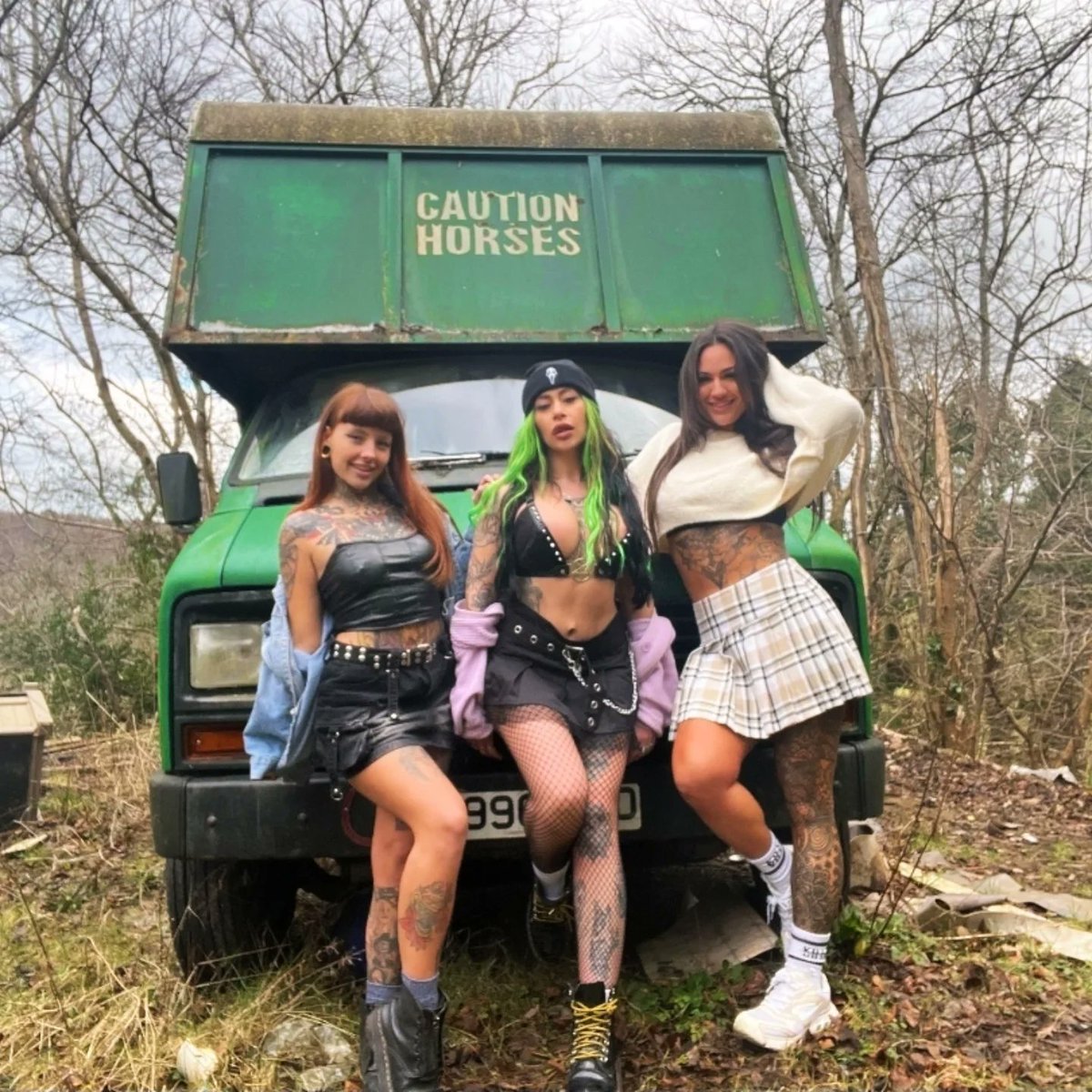 Just hanging out with my besties 💓