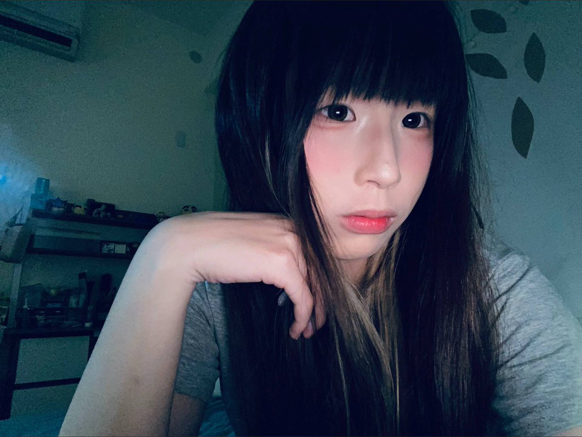 jujanrob's tweet image. 想找個20歲以上的主人！！！  
#有20以上的嗎