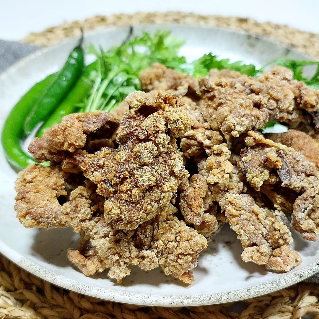 Erdine Sliced Fried Liver 
from : wondernonieskitchen resepmamiku.com/en/erdine-slic…