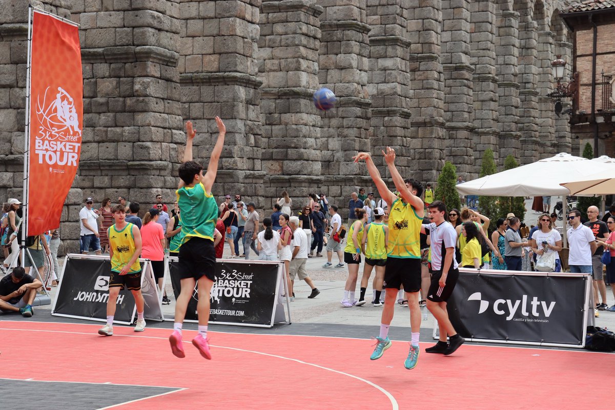 🎥La cobertura de <a href="/cyltv/">CyLTV</a> ha sido clave para llevar el 3x3 Street Basket Tour más allá de las pistas⛹️‍♂️

🙌Gracias por contar lo que vivimos en cada ciudad y hacerlo llegar a toda Castilla y León🏀

#3x3SBT2025