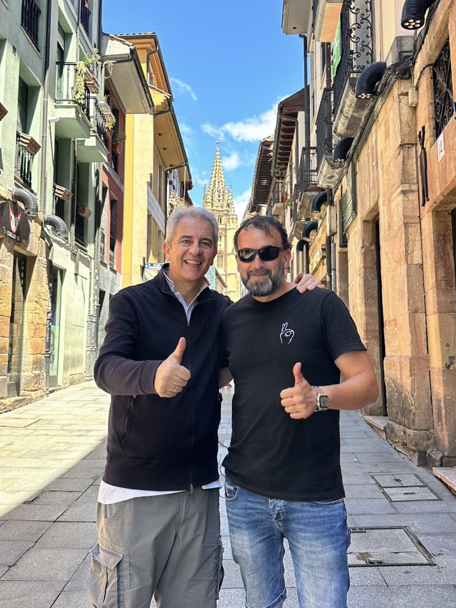 Manolo Lama (@lamacope) on Twitter photo Asturias tiene mucha grandeza.
Pablo Vázquez Otero <a href="/riosa2/">pablo vazquez otero</a> es el mejor Guía Oficial de los que me he encontrado en mi vida..
Sabe de lo que habla, lo explica como nadie y además es un fenómeno
Y por si fuera poco en la RTPA hace un programa de lujo “ Un buen día para viajar” Asturias tiene mucha grandeza.
Pablo Vázquez Otero <a href="/riosa2/">pablo vazquez otero</a> es el mejor Guía Oficial de los que me he encontrado en mi vida..
Sabe de lo que habla, lo explica como nadie y además es un fenómeno
Y por si fuera poco en la RTPA hace un programa de lujo “ Un buen día para viajar”