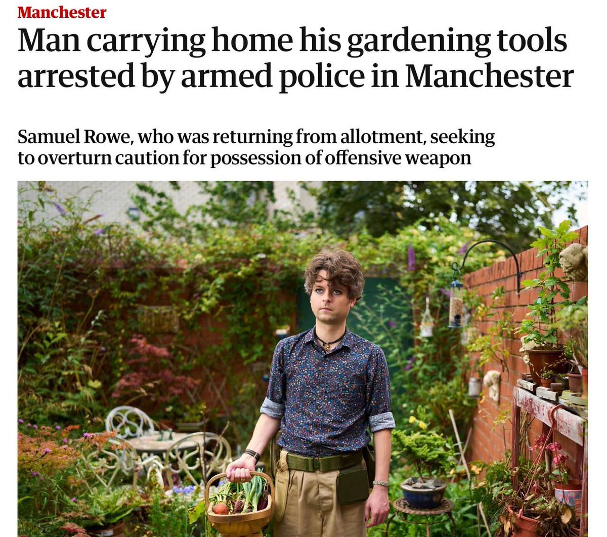 Lol Oi femboy, got a loicence for that hand trowel?