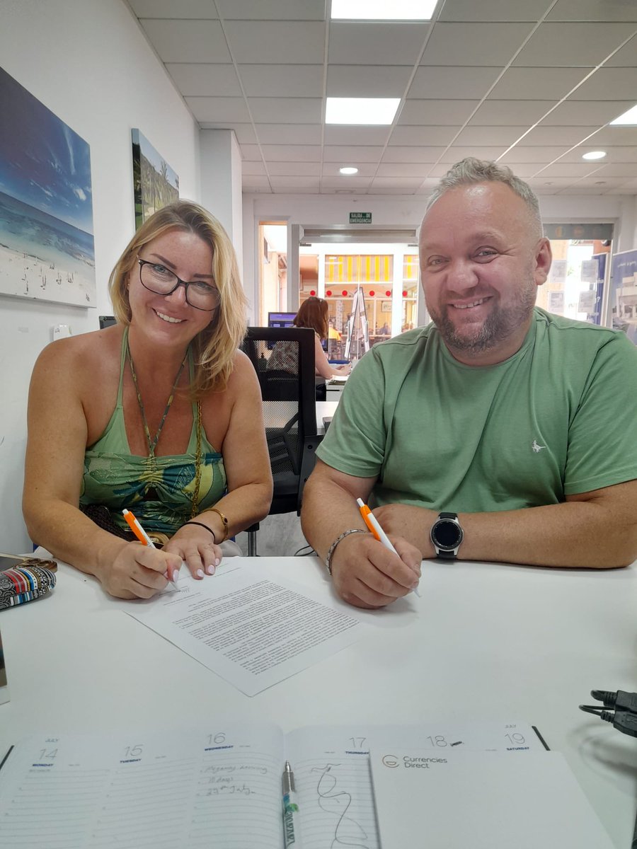 HomeEspana's tweet photo. Some more happy clients collecting keys to their dream homes in the beautiful South Costa Blanca!

From Campoamor to Cabo Roig, Los Dolses to Villamartin -thank you for trusting us 💙

Dreaming of life in Spain? Start here
https://t.co/pDEHMEwvS6

#realestate #Spain #CostaBlanca https://t.co/rdAoyILknF
