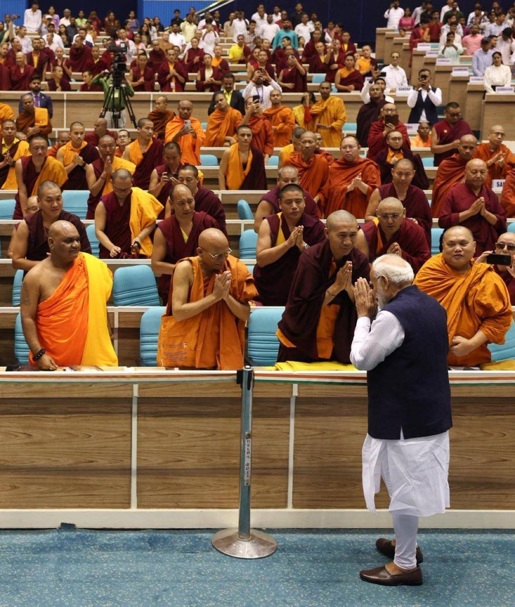 RadicalPantherR's tweet photo. @narendramodi Thanks a Lot Honorable PM Shri Narendra Modi ji !! ☸️🙏☸️
#BuddhistRelic #namobuddhaya https://t.co/YGrN0fzhFp