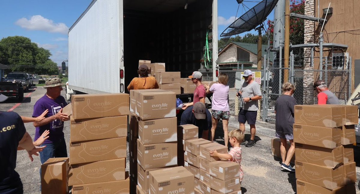 Pro-Life People Deliver 54,000 Diapers to Texas Flood Victims buff.ly/ZBoBc9e