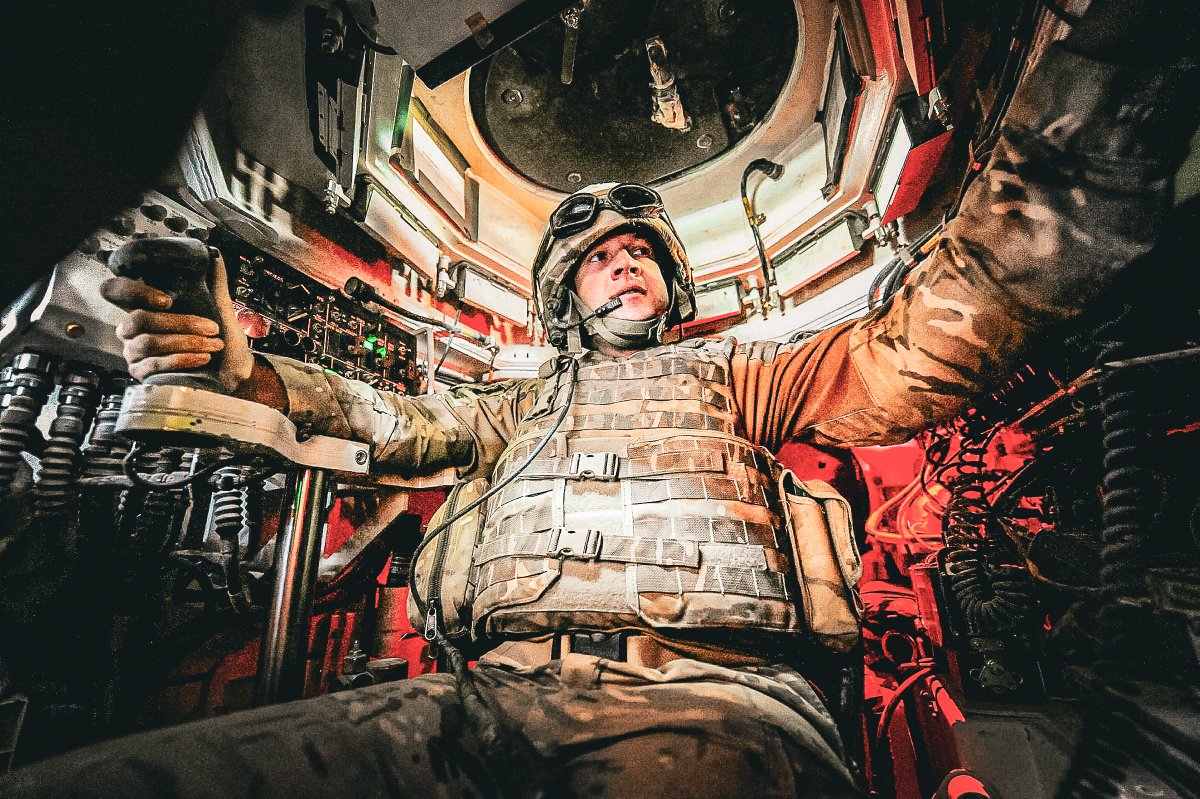 Proud_Sappers's tweet image. Make way for the Sappers! 💥

From the Trojan to the M3 Amph Rig, our powerful engineering vehicles pave the way for victory 💪

Our #SapperFamily clears the path so Defence gets where it needs to go 🚜➡️

🛑 Nothing stands in our way.

#SapperStrong #SapperSmart #BritishArmy