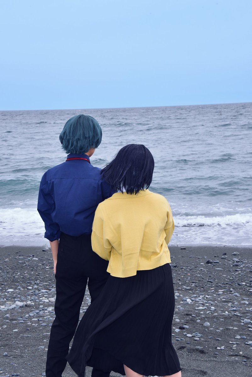 いつか見た青い空をきっとあなたと見上げる日まで

.cos