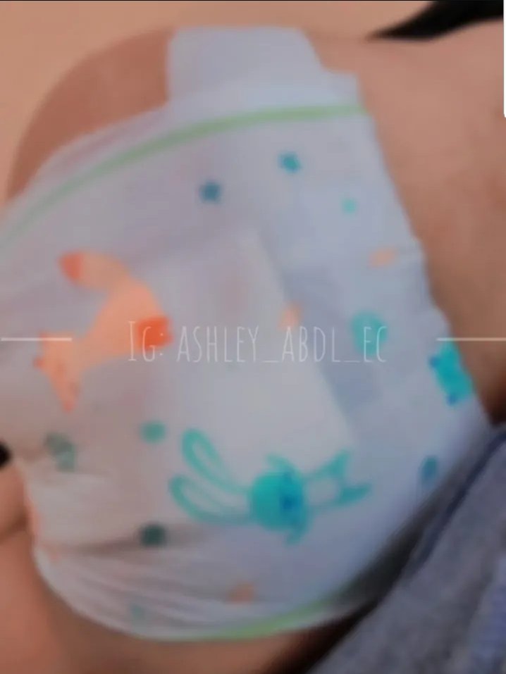 Don't judge me... just love me as I am 🍼💗
#diapergirl #abdlprincess #littlemode #abdl #adultbaby #abdlcutie #babygirlvibes #abdlartist #abdloutfit #Pañalito #biberon #tbdl #baby #babygirl #nuk #dl #DiaperLover #fyp #diaperfur