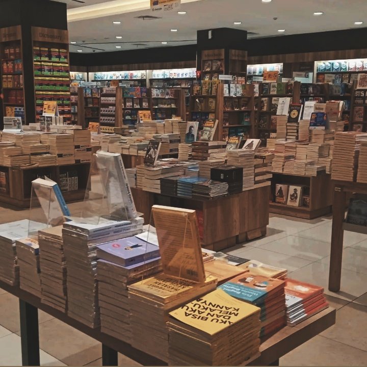 Vano lagi galau tweet media