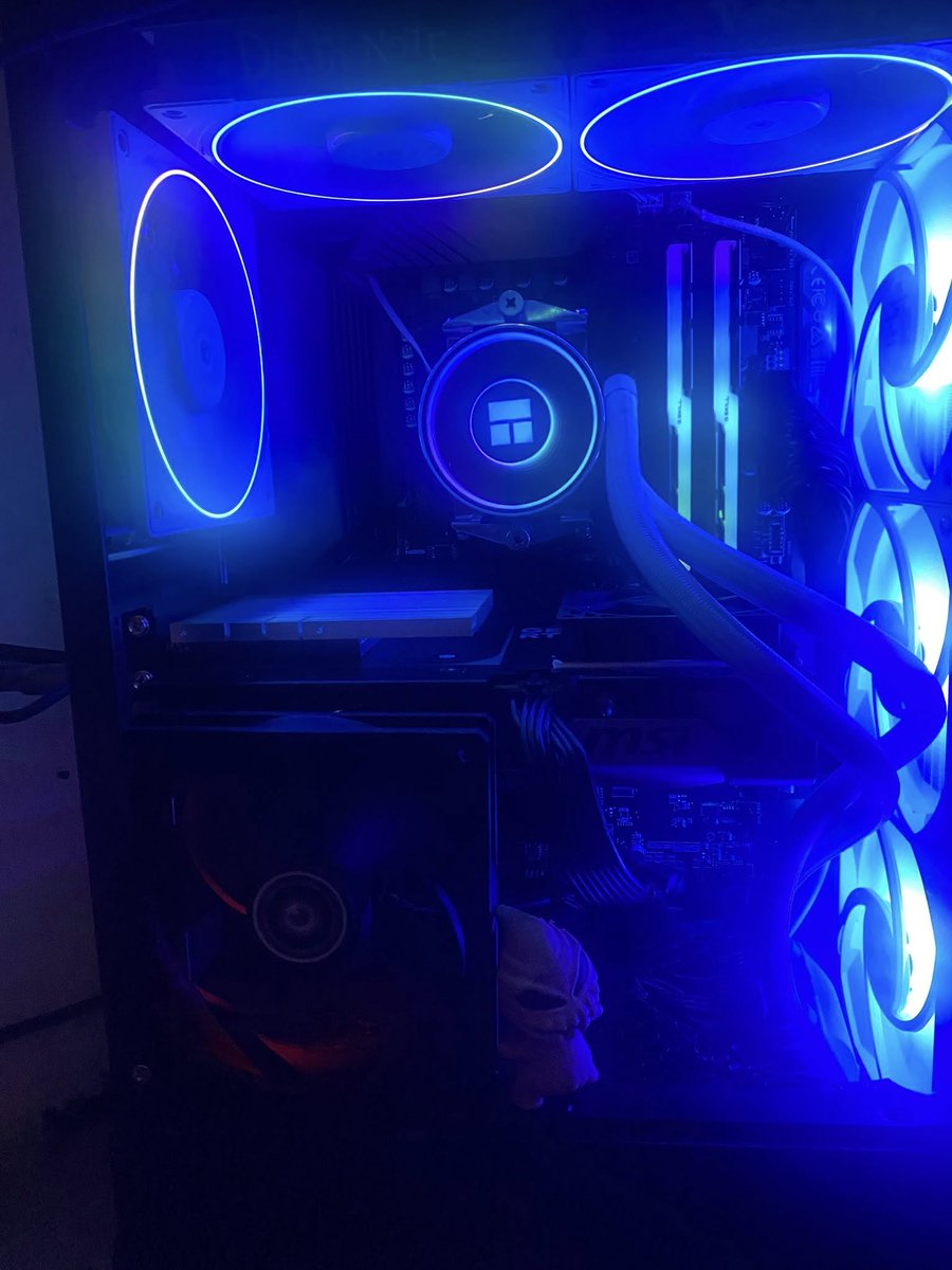 BMRckstarVibes's tweet photo. Is it a Geforce summer or what TEAM GREEN ALLDAY EVERY DAY. Can i get a like and follow for my build?!?

#GeForceSummer #build #PCGAMER #DIYPCBuild @msigaming @msiUSA @MSI_ES @CrucialMemory @XboxGamePassPC @xidaxpcs @ORIGINPC @pcgamer @gskillgaming @GlobalLianli @ASUS @ASUS_ROGNA @ASUS_ROG @ASUSUSA @ASUSGraphicsNA @Auros_global @GIGABYTEUSA @GIGABYTE_DE @GigabyteUK @ASRockInfo @Palit_Global @ZOTAC @ZOTAC_USA @METAPCs @OverkillGame @ZachsTechTurf