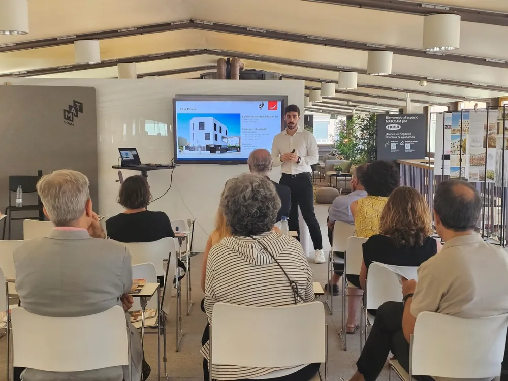 Plataforma Passivhaus (PEP) (@plataformapep) on Twitter photo #CasaPineda fue protagonista en la lornada Passivhaus del MATCOAM. Gracias a <a href="/ZehnderIberica/">Zehnder Group Ibérica</a>, patrocinador premium de PEP, por mostrar cómo sus sistemas de ventilación elevan el estándar.
Puedes leer la noticia completa en <a href="/construnario/">Construnario.com</a> ⬇️
construnario.com/notiweb/63233/… #CasaPineda fue protagonista en la lornada Passivhaus del MATCOAM. Gracias a <a href="/ZehnderIberica/">Zehnder Group Ibérica</a>, patrocinador premium de PEP, por mostrar cómo sus sistemas de ventilación elevan el estándar.
Puedes leer la noticia completa en <a href="/construnario/">Construnario.com</a> ⬇️
construnario.com/notiweb/63233/…