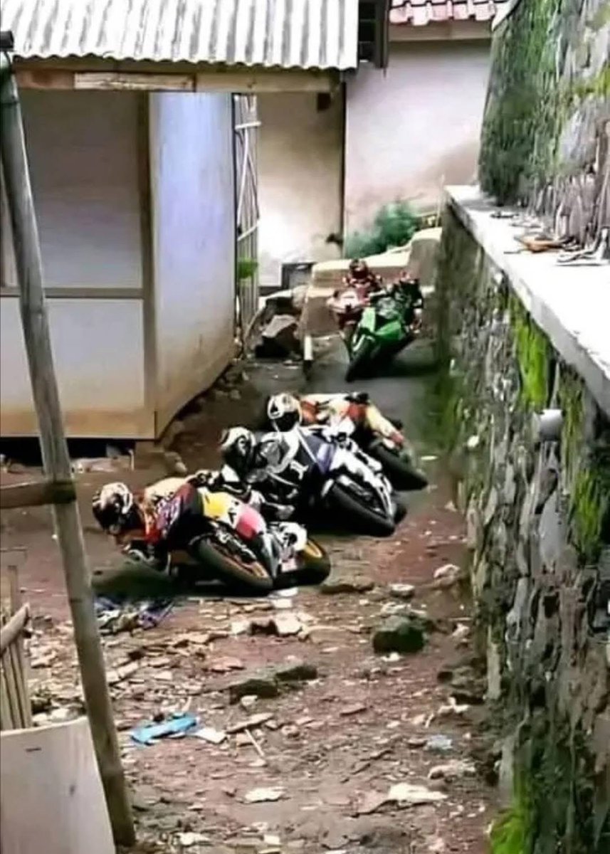 Aujourd'hui dans mon quartier le WEWA 👇👇😀