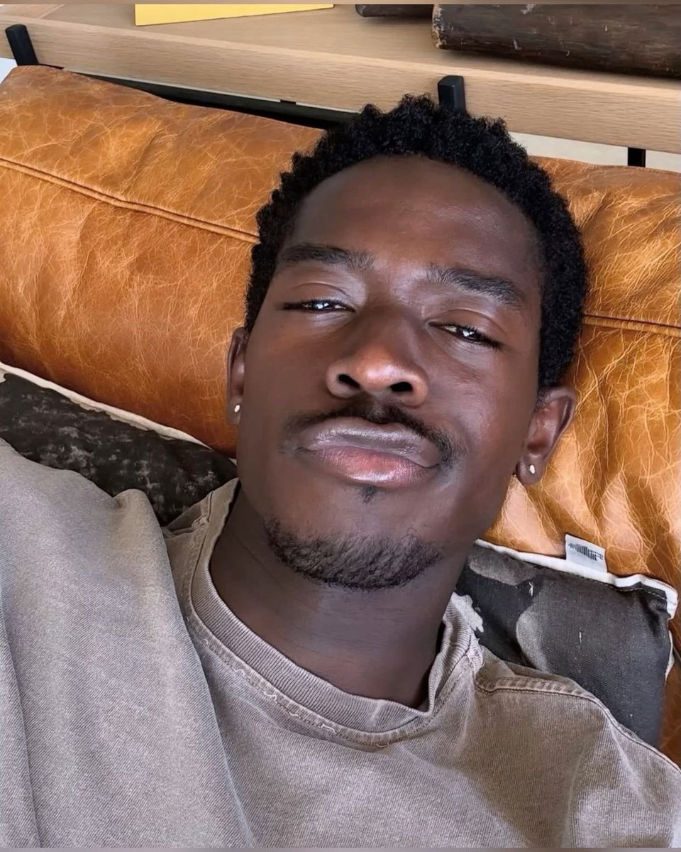 💌 (@lavertigineee) on Twitter photo 