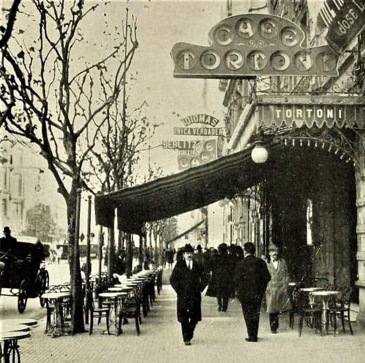 Cafe Tortoni
Av. de Mayo 825 
entre Tacuari y Piedras
Monserrat, Ciudad de Buenos Aires