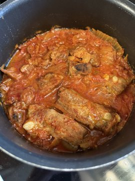 등갈비랑 막고기 통으로 때려넣고 김치찜 불끄고 올리브유 사악 둘러주면 의외로 풍미 넘치는거 여러번 말씀드렸습니다😍