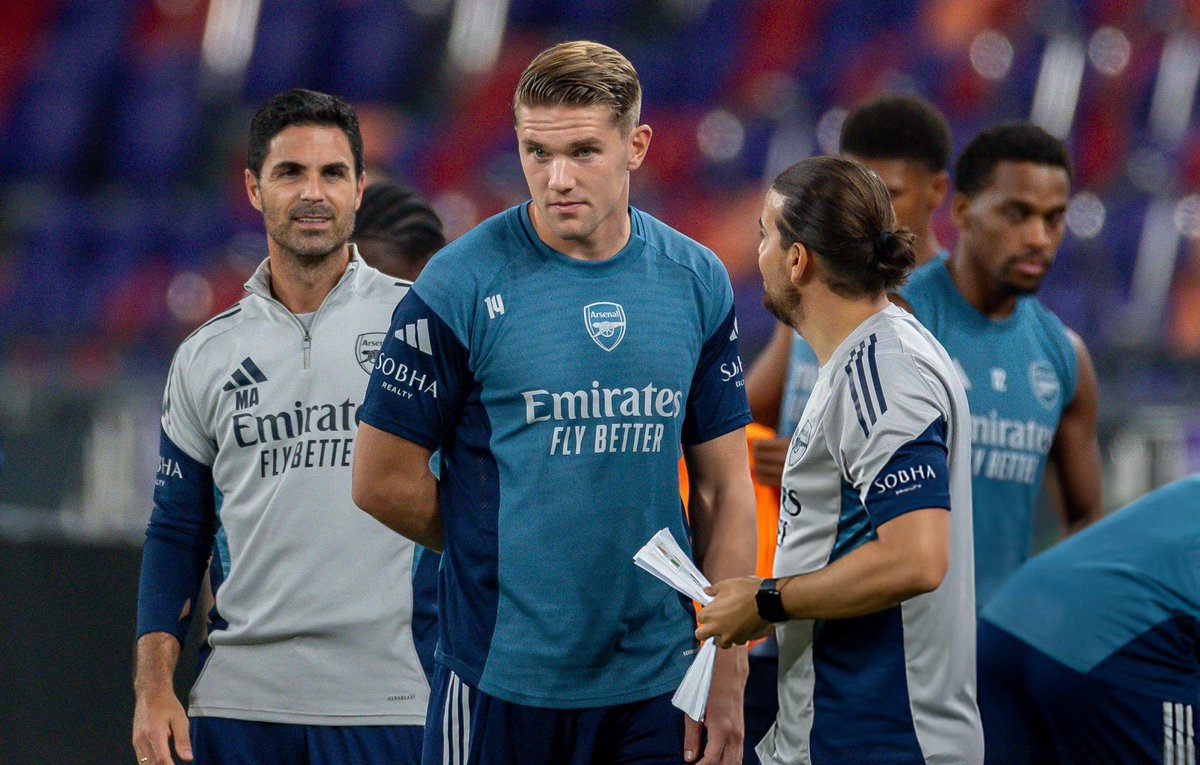 ArsenalN7's tweet image. Look at Mikel Arteta. He knows what he’s done