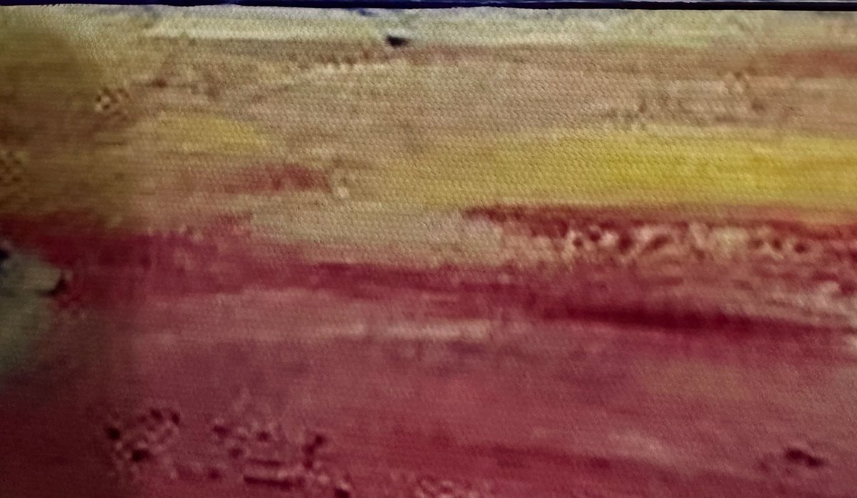 الطرقات كالايقاعات

يرافقها الخوف بوصلة

تمشي رائدة

تسافر بمن للأيام عنوان

#هاشم_ ذياب