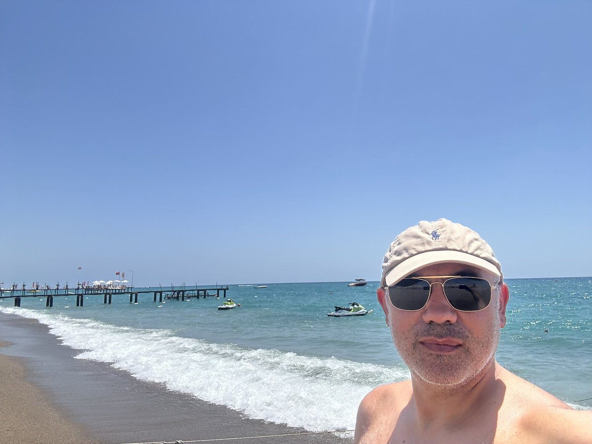 CeylanKara4's tweet photo. #beach  #Alanya #Türkiye https://t.co/fJyl465Lco