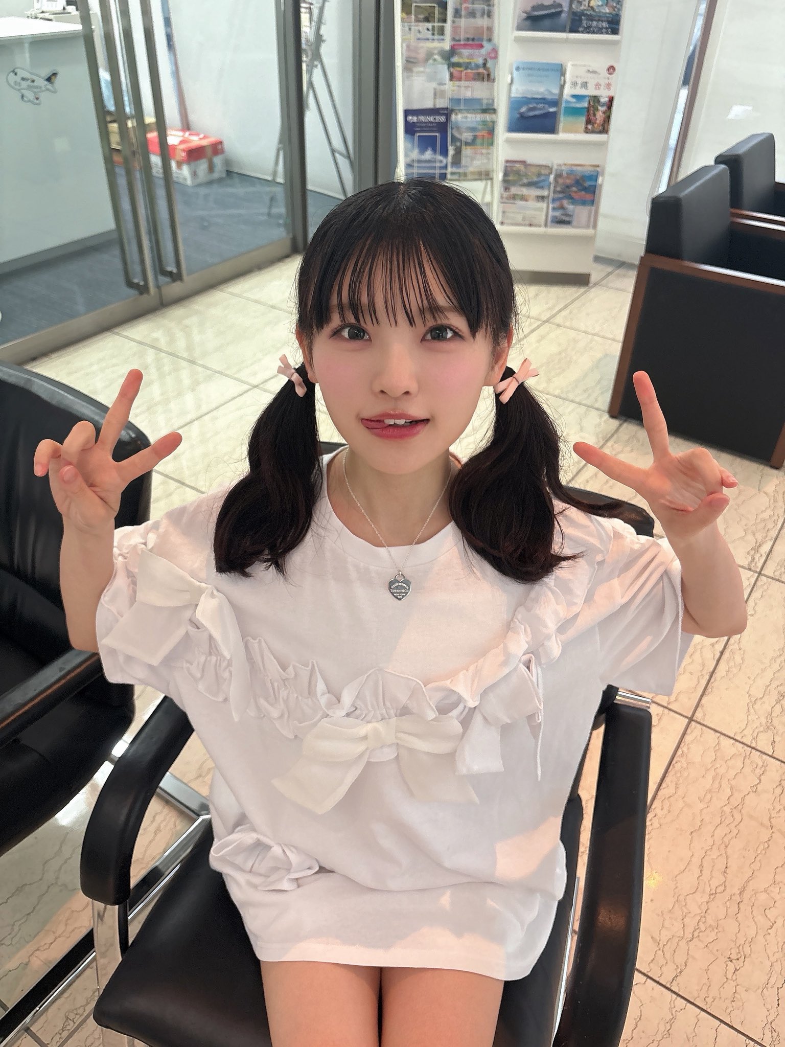 NMB48新澤菜央 直筆サイン入りチェキ オフィシャルショップクレーンゲーム景品 2025年最新】新澤菜央の人気アイテム - メルカリ