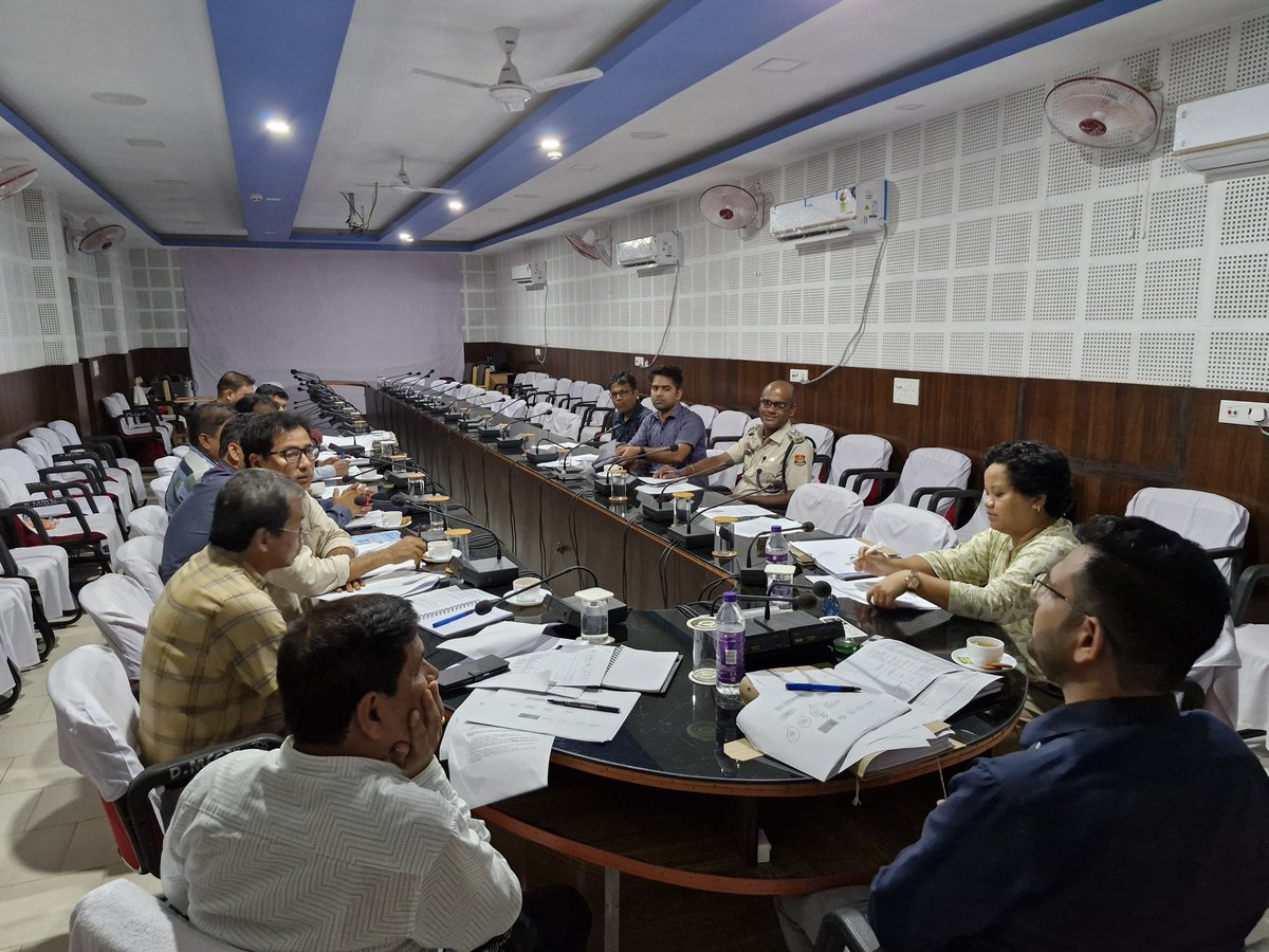 Meeting on Gomati District Level Implementing Committee of Mission Shakti Scheme held today at Gomati DM Office Conference hall.
<a href="/MinistryWCD/">Ministry of WCD</a> 
<a href="/lather_rinku/">RINKU LATHER</a>