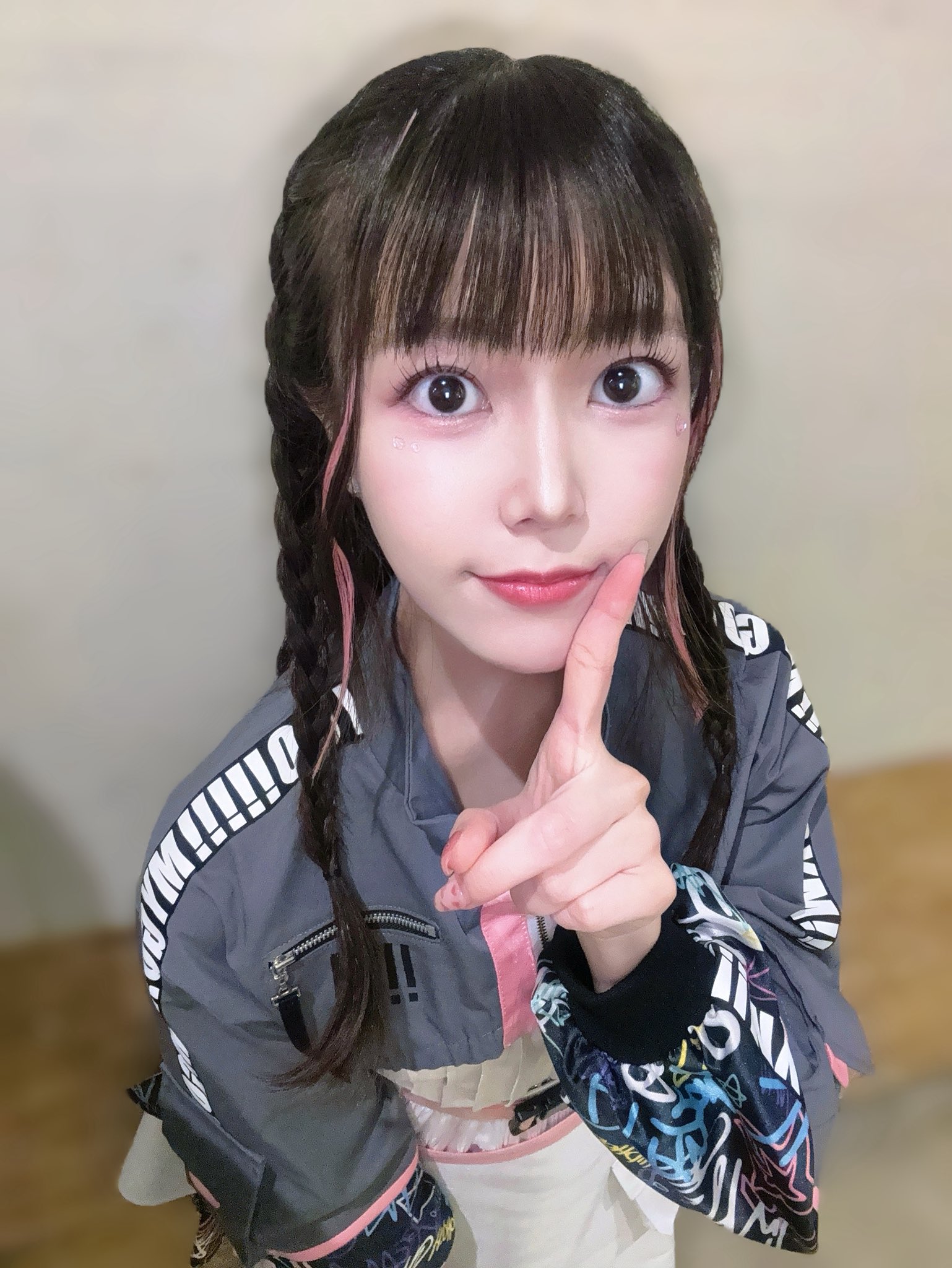 凛  717PtgHCR7L._UF350,350_QL50_.jpg