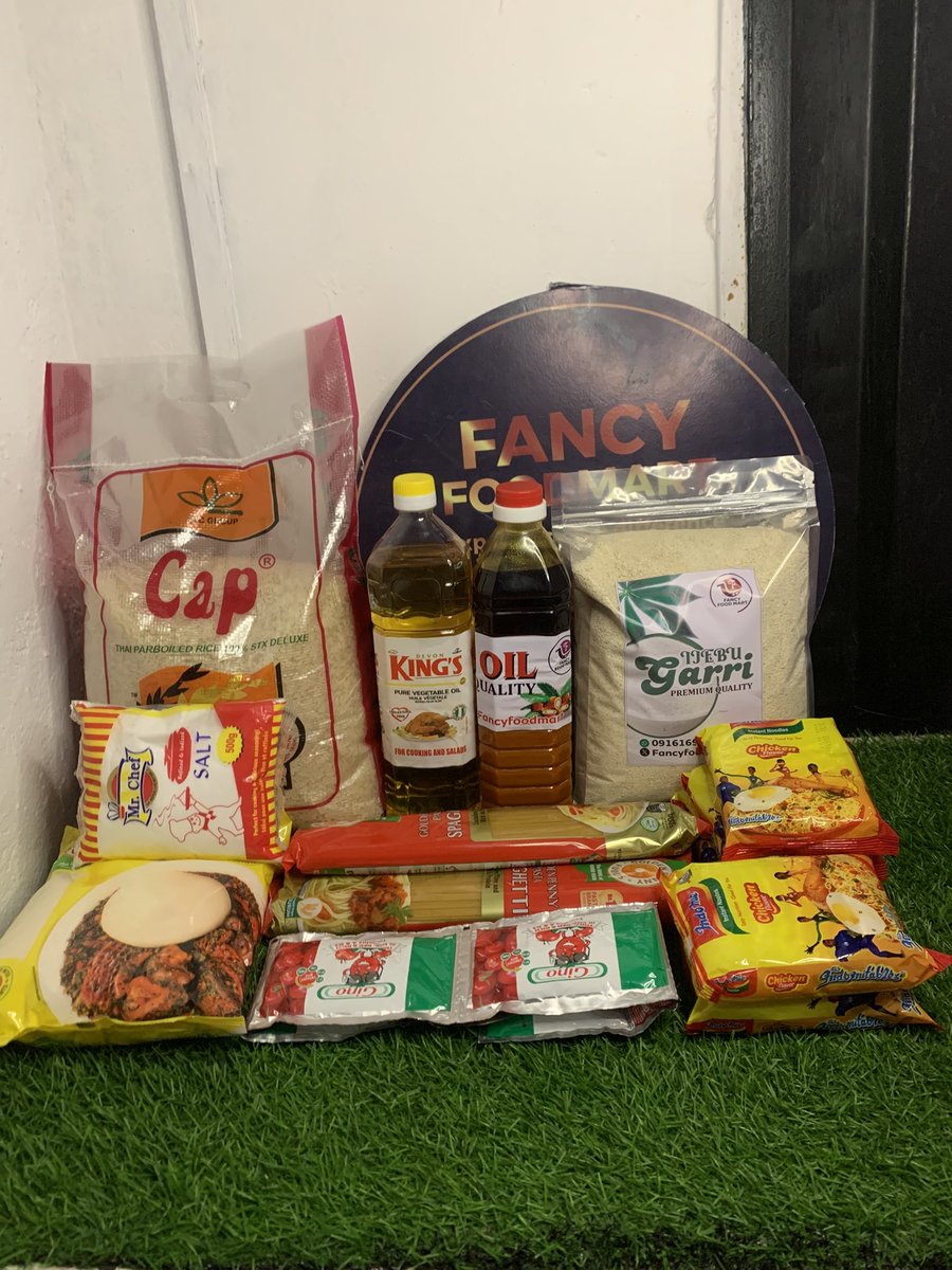 See this package that I am giving you for N27,000 nah
Dear single Pringle,this combo will last you one month at least
Please patronize me,I’ll package it well for you and even add free biscuits and lollipop😊😍🙏
Location:Lagos (we deliver everywhere)

Please retweet 🙏