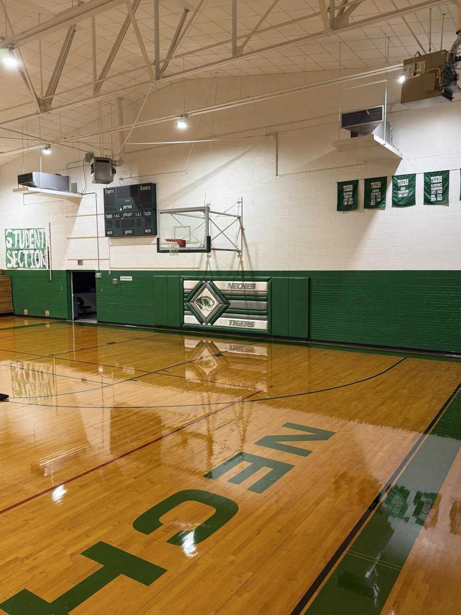 🏀Gems Across Texas🏀

Neches High School

Home of the Tigers