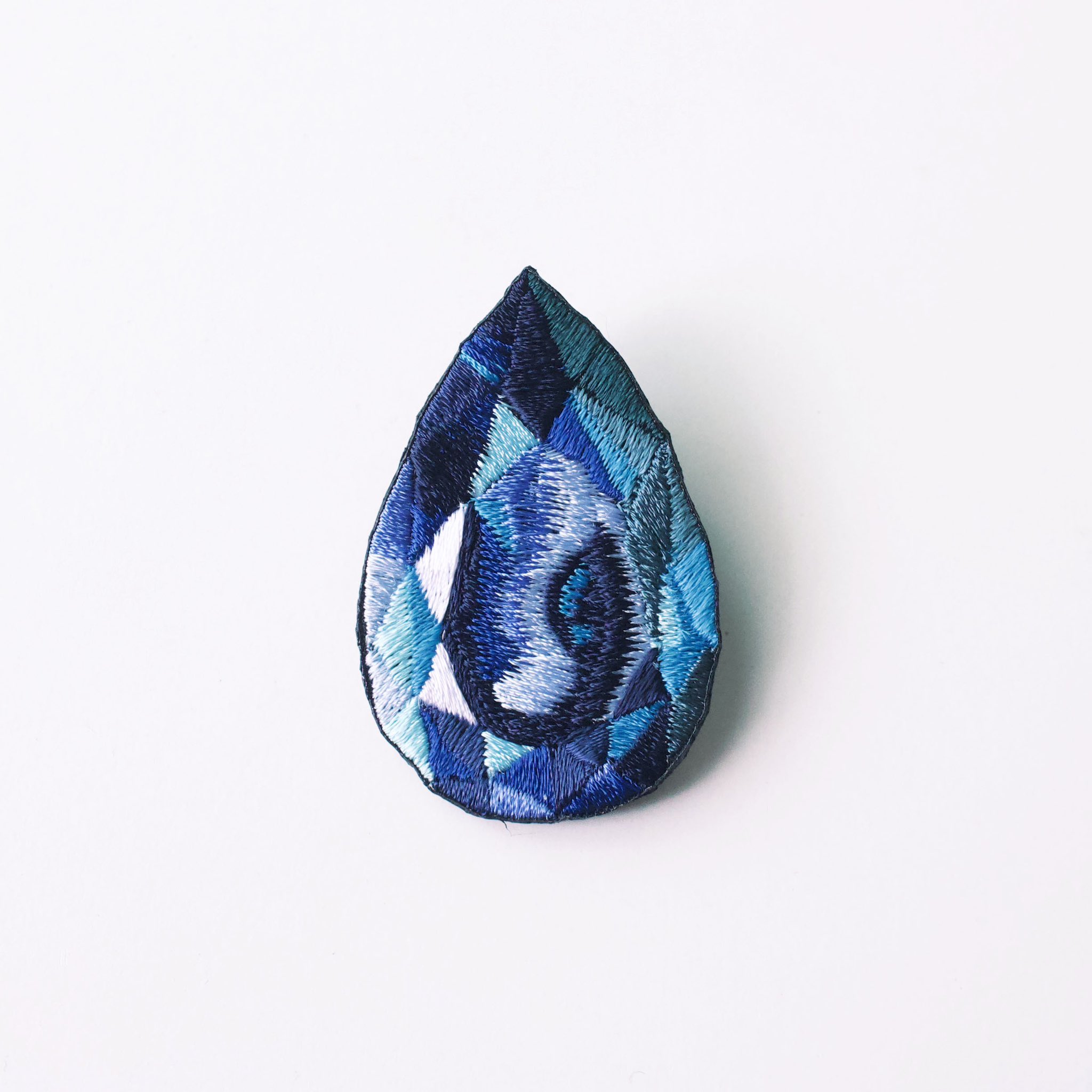 ami (@ami_embroidery) / X