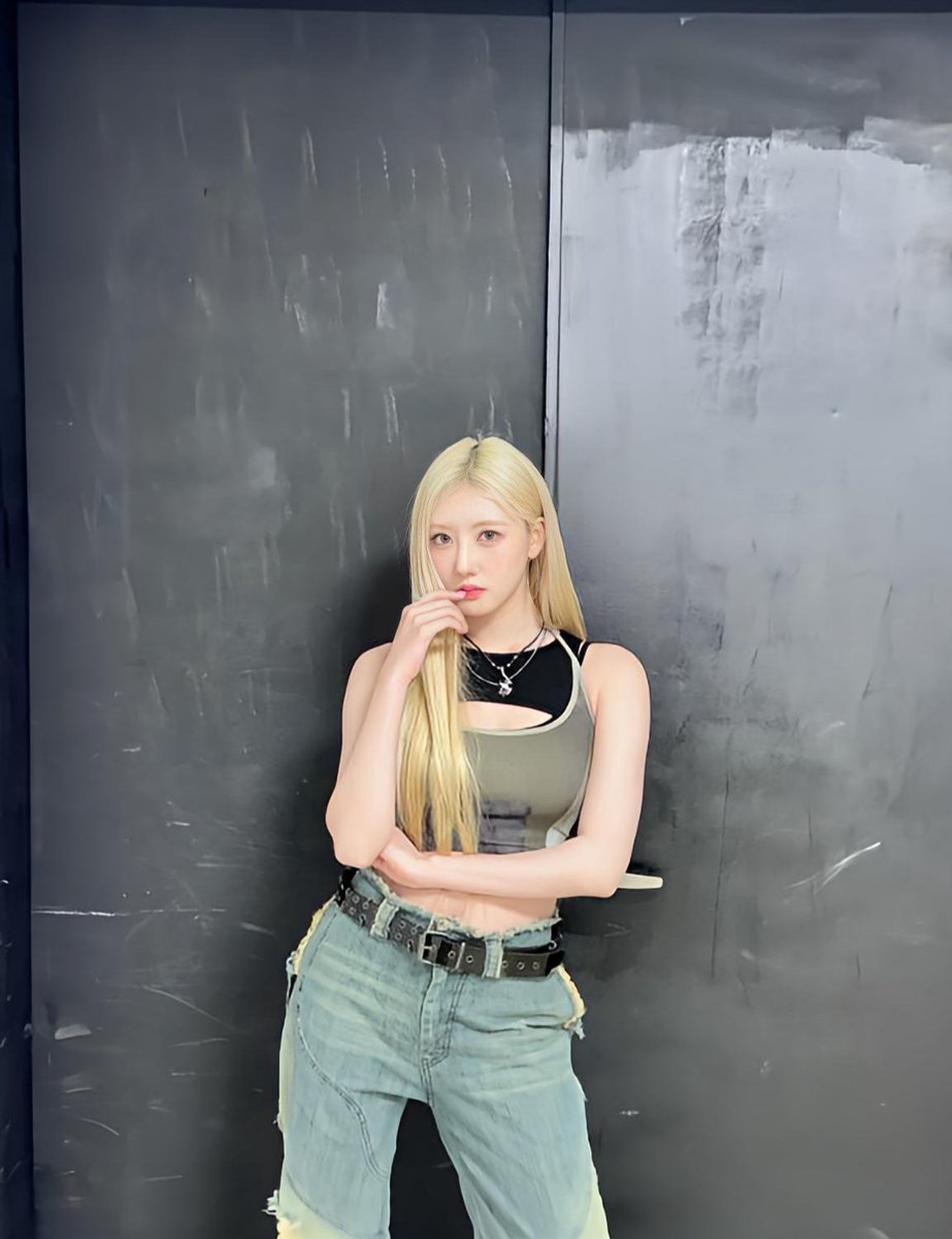 HaromiP16958's tweet photo. 🧵 Thread: Why We Call Her RAMI ACE
Talent. Presence. Leadership. Emotion.
RAMI doesn't just try things, she masters them.
Here's every reason she lives up to the name: RAMI ACE 👑
#RAMIACE #LegendInTheMaking https://t.co/I5pICzczFi