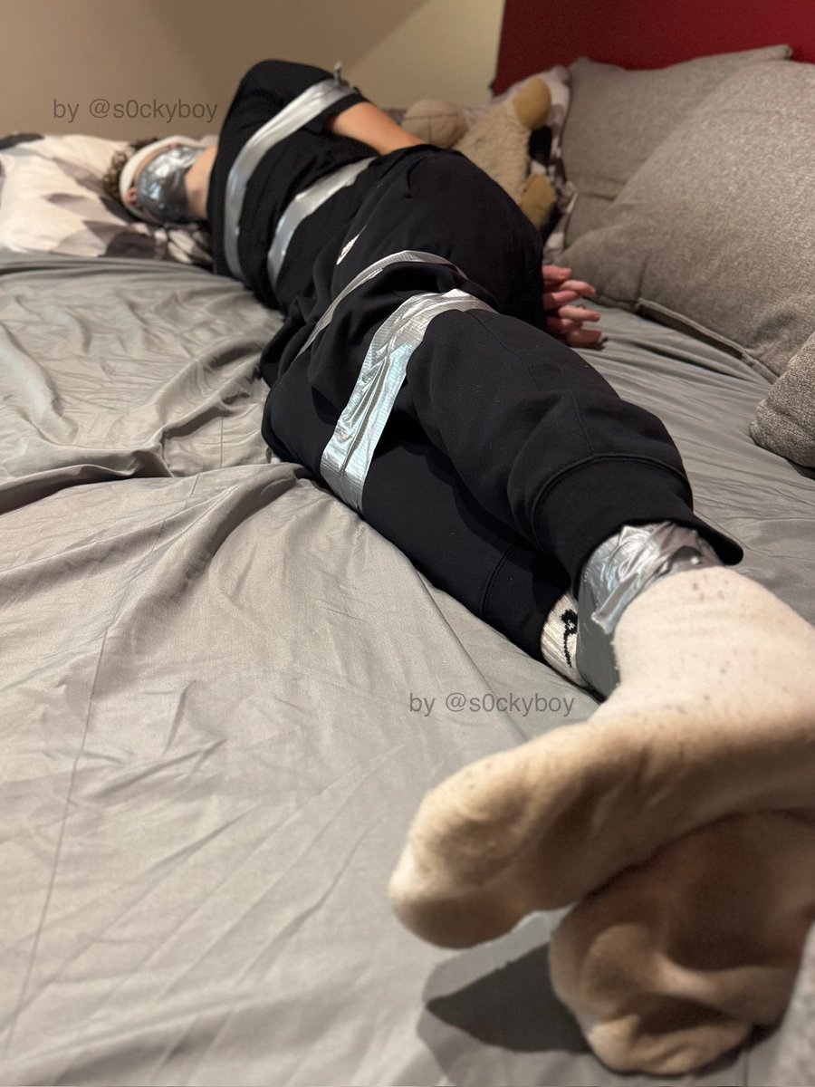 s0ckyboy 🔥 tweet media